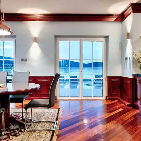 アパート Plateau