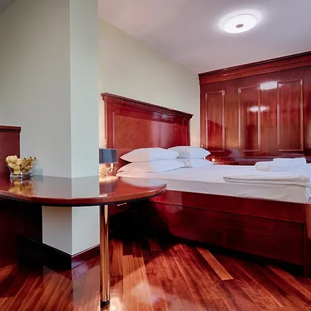 Apartment Plateau Vis